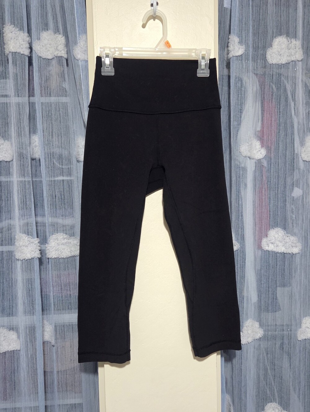 Lululemon Black Capri Leggings